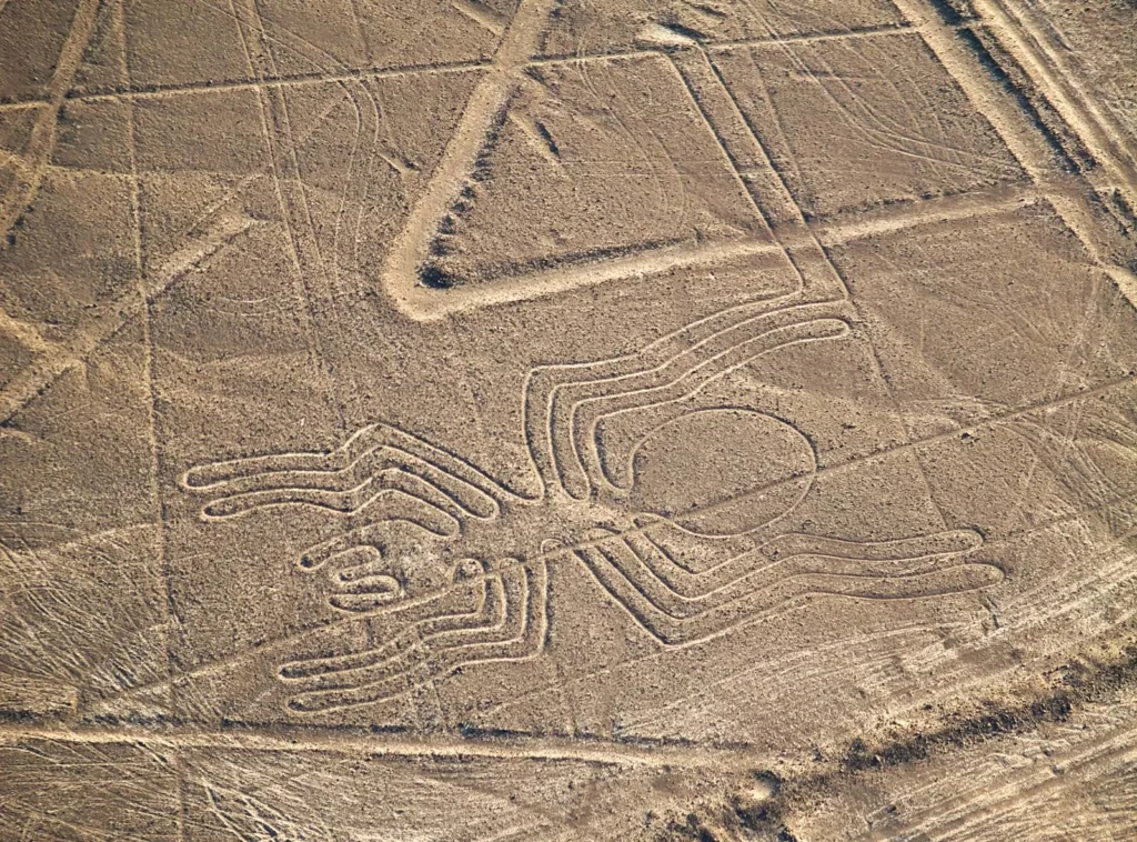 10 Archaeology Discoveries That Sound Fake but Are Completely Real 2 Aerial view of the Nazca Lines illustrating large-scale geoglyph construction.