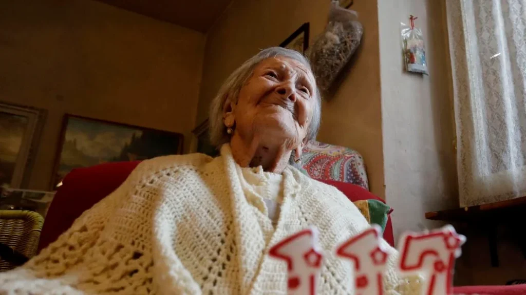 Humans May Naturally Live Longer Than Expected